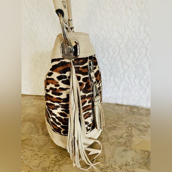 NWT B. Makowsky stone leopard bucket hobo tote shoulder bag - Picture 4 of 10